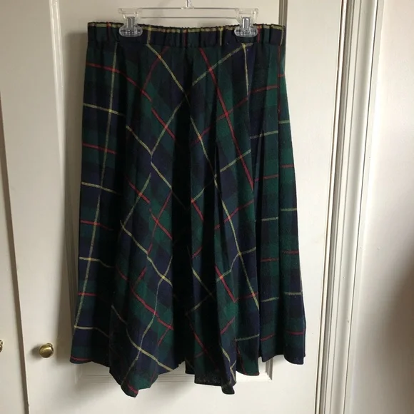 Vintage Eccobay Moody Green Holiday Plaid Wool Blend Skirt - Picture 4 of 10